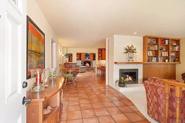 6245 Swalero RD, La Mesa, CA 91942