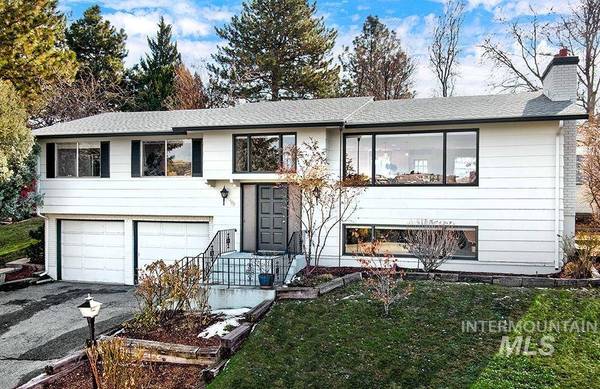 499 E Balmoral Rda, Boise, ID 83702