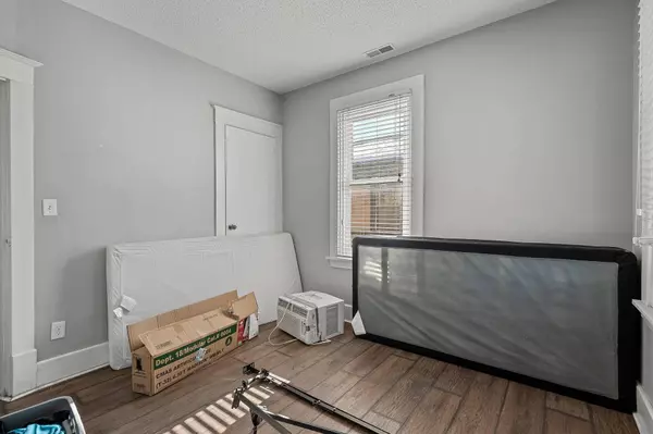 3500 Portland AVE S, Minneapolis, MN 55407