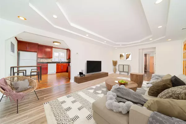 9123 S 55TH S Avenue, Oak Lawn, IL 60453