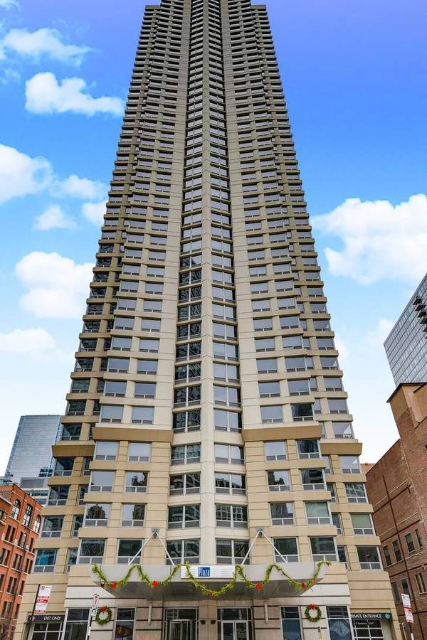 440 N Wabash AVE #2511, Chicago, IL 60611