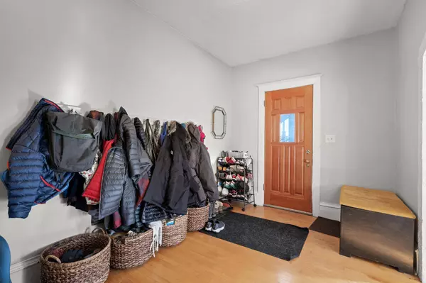 4131 Queen AVE N, Minneapolis, MN 55412