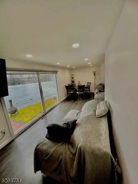 62 Upper Rainbow Trl, Parsippany-troy Hills Twp., NJ 07834