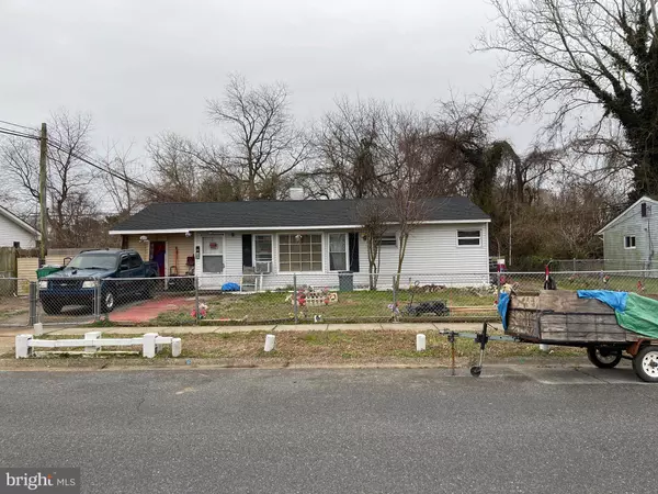 156 N GOVERNORS BLVD, Dover, DE 19901