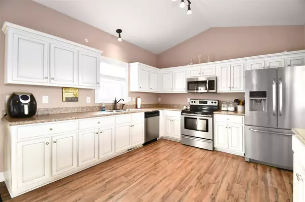 5333 Lake Glenn DR, Stanfield, NC 28163