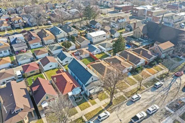 3625 N New England Avenue, Chicago, IL 60634