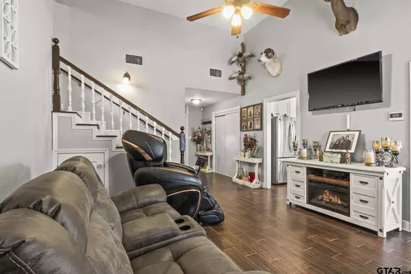 6962 Stateway Highway 98, Simms, TX 75574