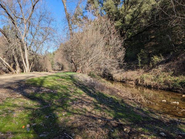 5625 Martinez Creek DR, Diamond Springs, CA 95619