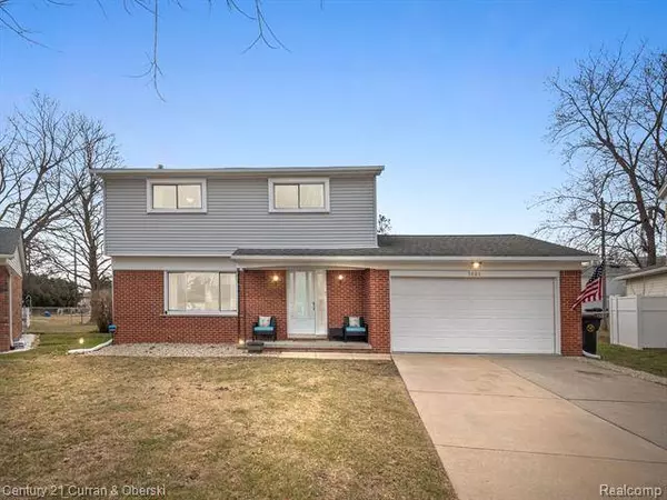 5060 HILLCREST Court, Trenton, MI 48183