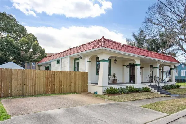 4620 S PRIEUR ST, New Orleans, LA 70125