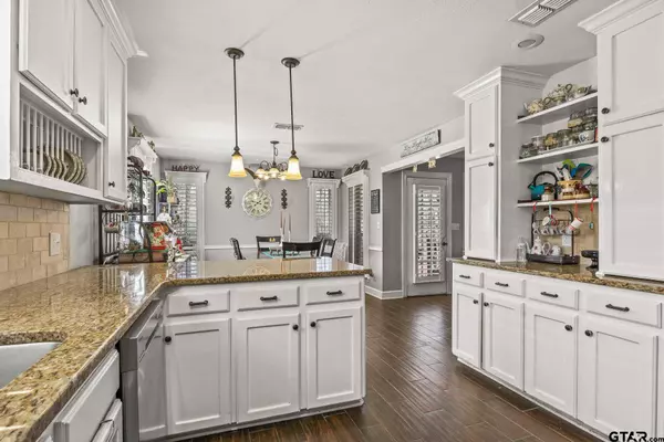 6962 Stateway Highway 98, Simms, TX 75574