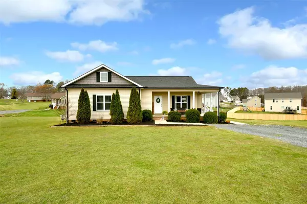 5333 Lake Glenn DR, Stanfield, NC 28163