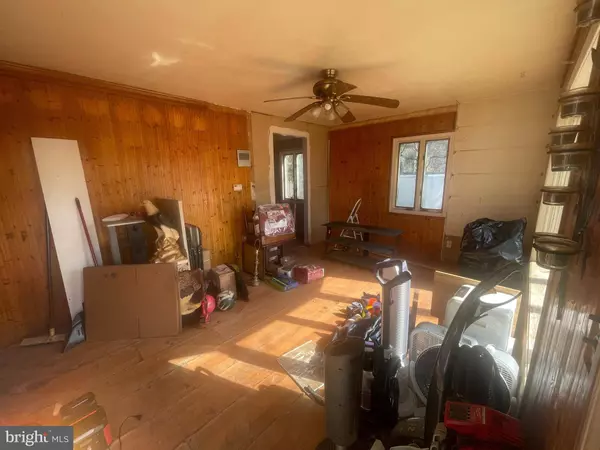 234 WAYNE, Williamstown, NJ 08094