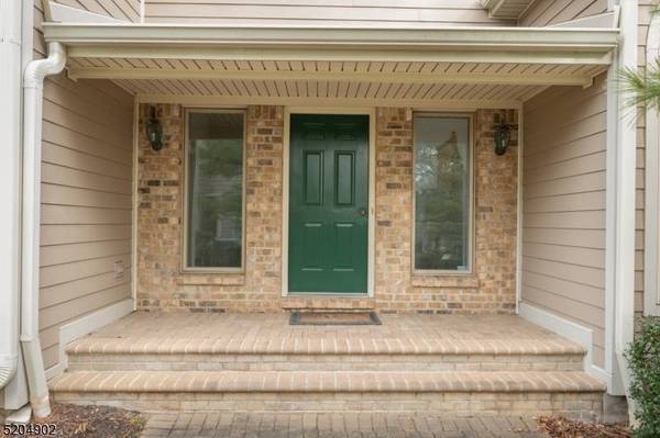 31 Louis Dr, Montville Twp., NJ 07045