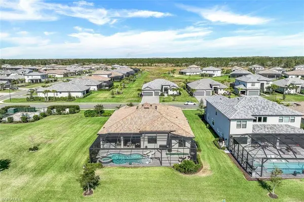 19386 The Place BLVD, Estero, FL 33928