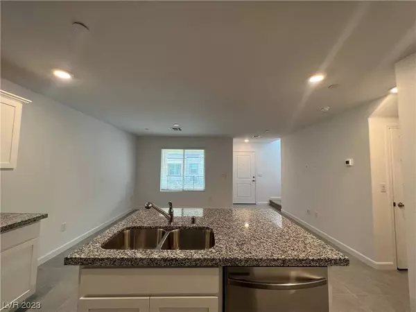 3513 Arcadian King Avenue, Las Vegas, NV 89106