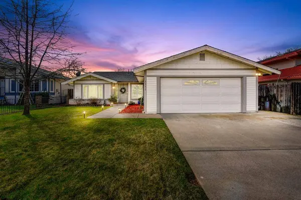 3332 Hogarth DR, Sacramento, CA 95827