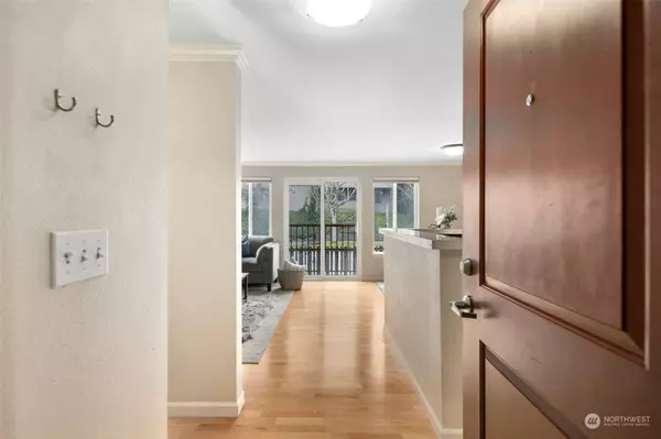 3661 Phinney AVE N #209, Seattle, WA 98103