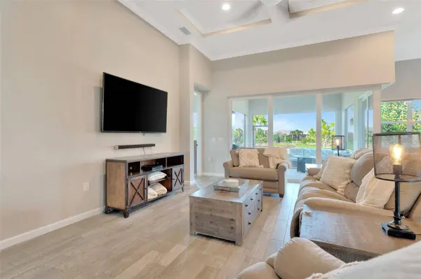 11825 BLUE HILL TRL, Bradenton, FL 34211