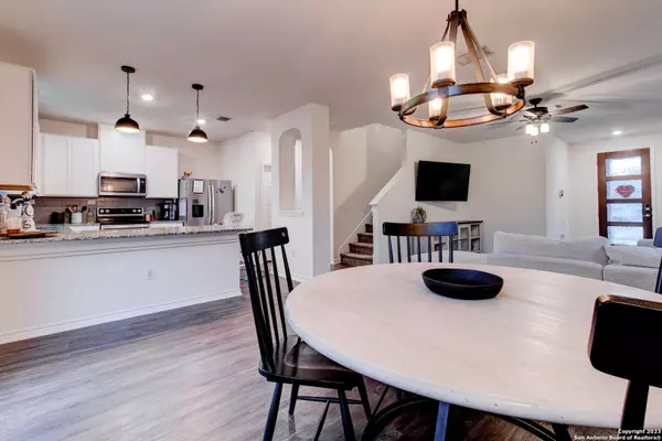 1007 GRUMA, San Antonio, TX 78214-1022