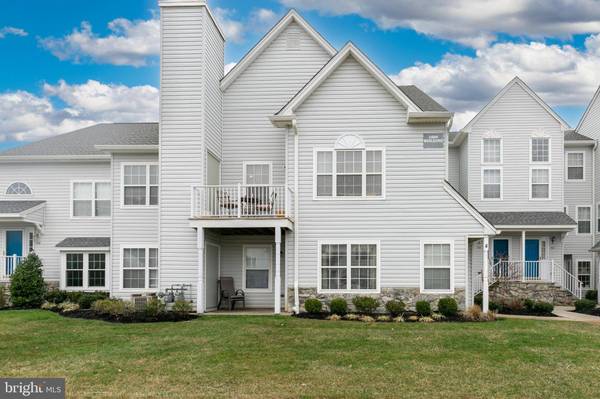 1002 SQUIRREL RD, Marlton, NJ 08053