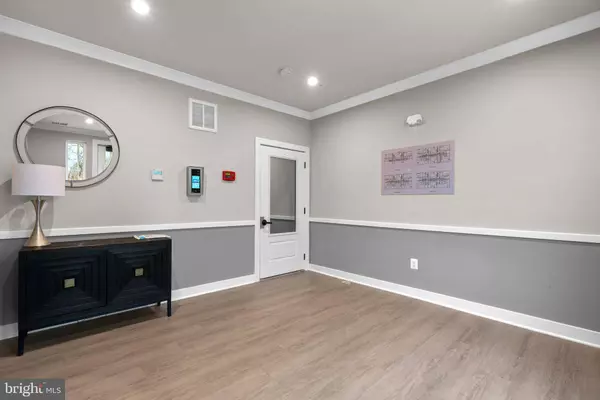 10411 RESORT RD #P, Ellicott City, MD 21042