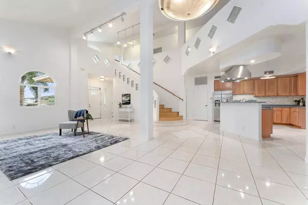 303 Huaka St, Kihei, HI 96753