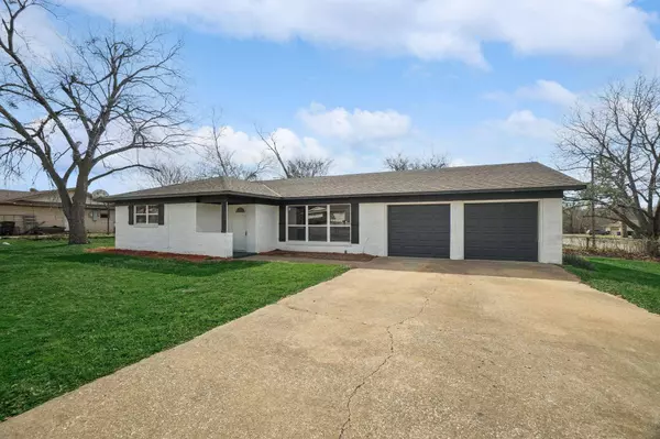 2830 Stafford Drive, Denison, TX 75020