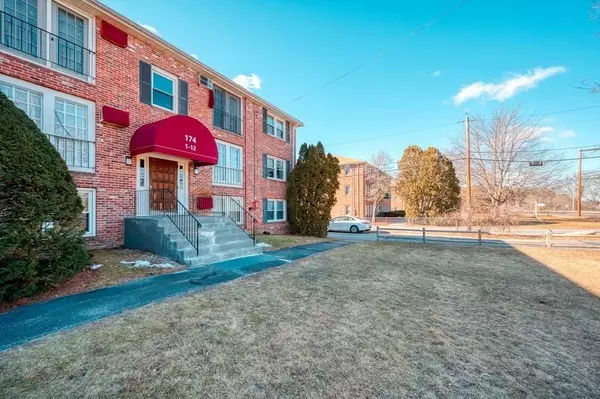 174 Tyngsboro #2, Chelmsford, MA 01863