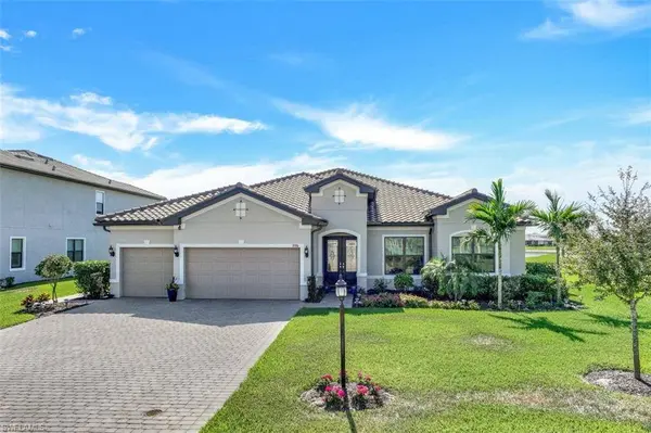 19386 The Place BLVD, Estero, FL 33928