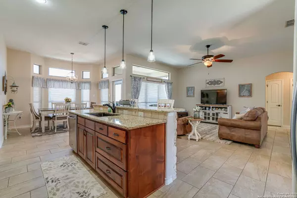 116 ELISE DR, La Vernia, TX 78121