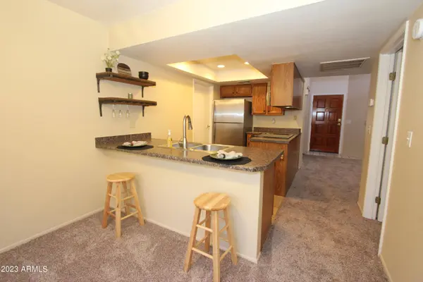 2020 W UNION HILLS Drive #208, Phoenix, AZ 85027