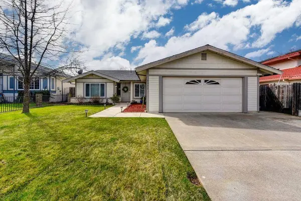 3332 Hogarth DR, Sacramento, CA 95827