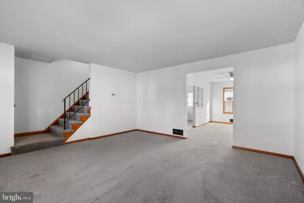 4705 BAYONNE AVE, Baltimore, MD 21206