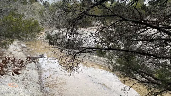 1425 Corona Drive, Granbury, TX 76048