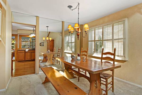 90 Cypress CT, Palatine, IL 60067