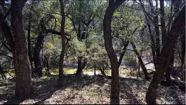 1425 Corona Drive, Granbury, TX 76048