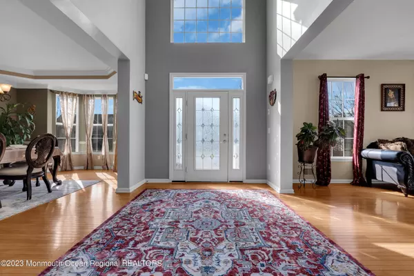 1813 Charlton Circle, Toms River, NJ 08755