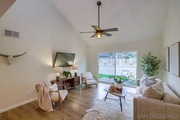 10279 Caminito Covewood, San Diego, CA 92131