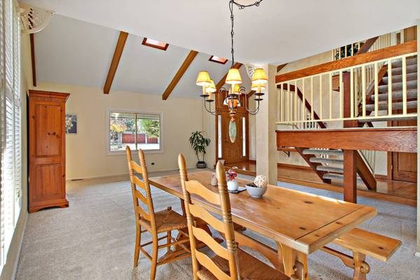 90 Cypress CT, Palatine, IL 60067