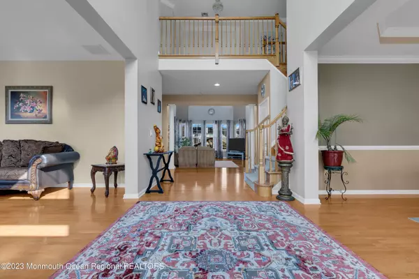 1813 Charlton Circle, Toms River, NJ 08755