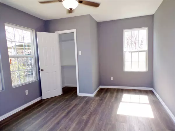 4300 Wilhelm Street, Fort Worth, TX 76119