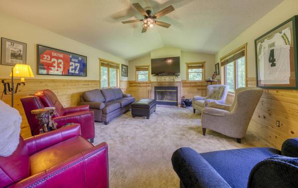 W709 Muenzenburger Rd, Washington, WI 54619