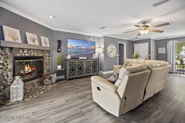 169 VANDERFORD RD W, Orange Park, FL 32073