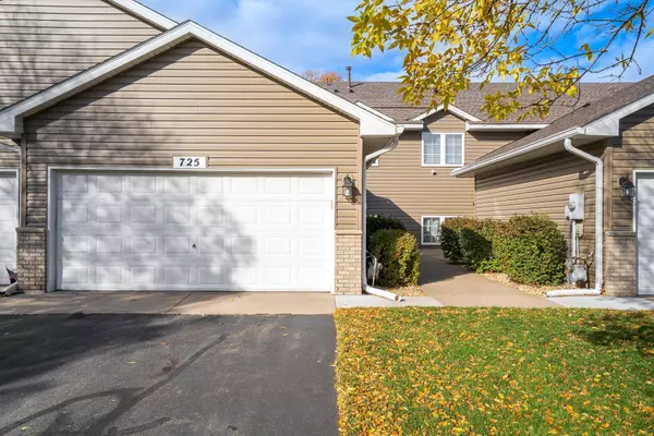 725 NW 86th AVE NW, Coon Rapids, MN 55433