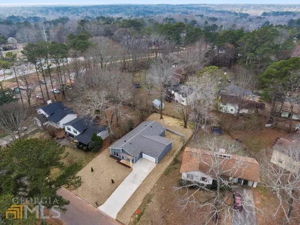 551 Autumn DR, Riverdale, GA 30274