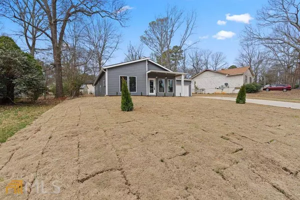 551 Autumn DR, Riverdale, GA 30274