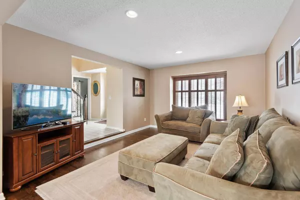 4195 Norma AVE, Arden Hills, MN 55112