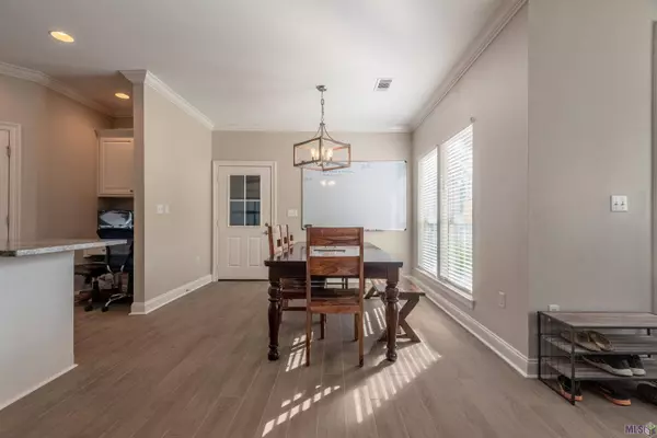 4016 NORTHSHORE AVE, Baton Rouge, LA 70820