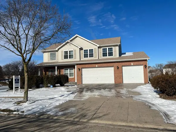 3905 Landings RD, Joliet, IL 60431